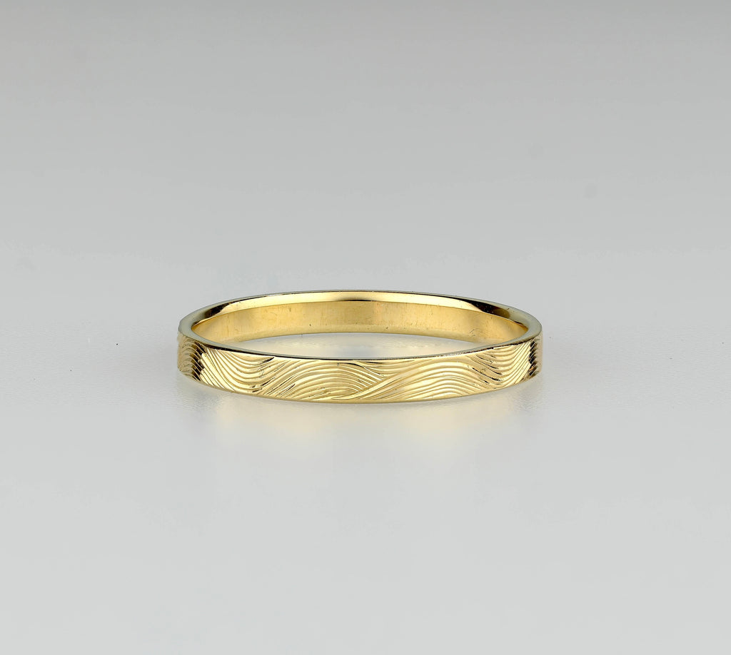 Wavecrest Ring