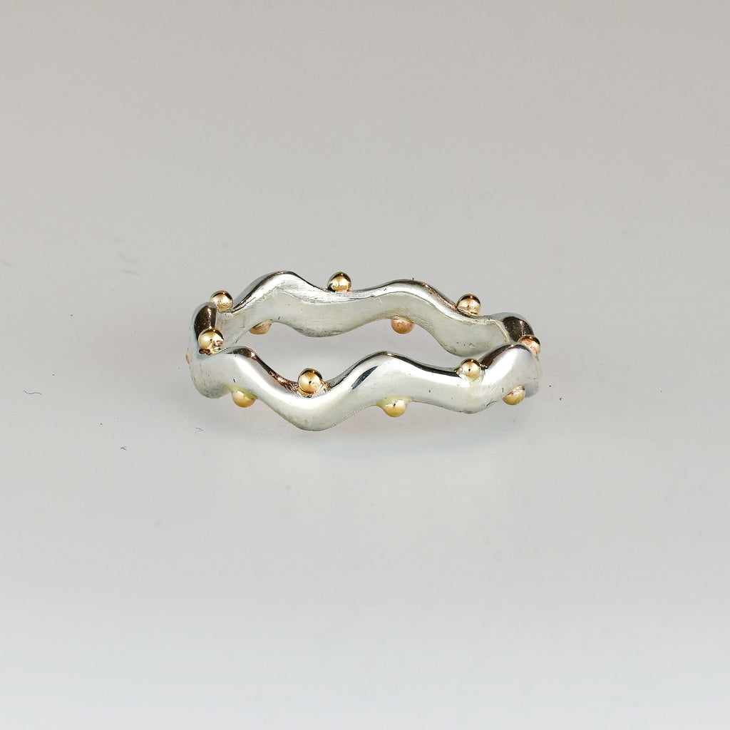 Zig zag dot stack ring