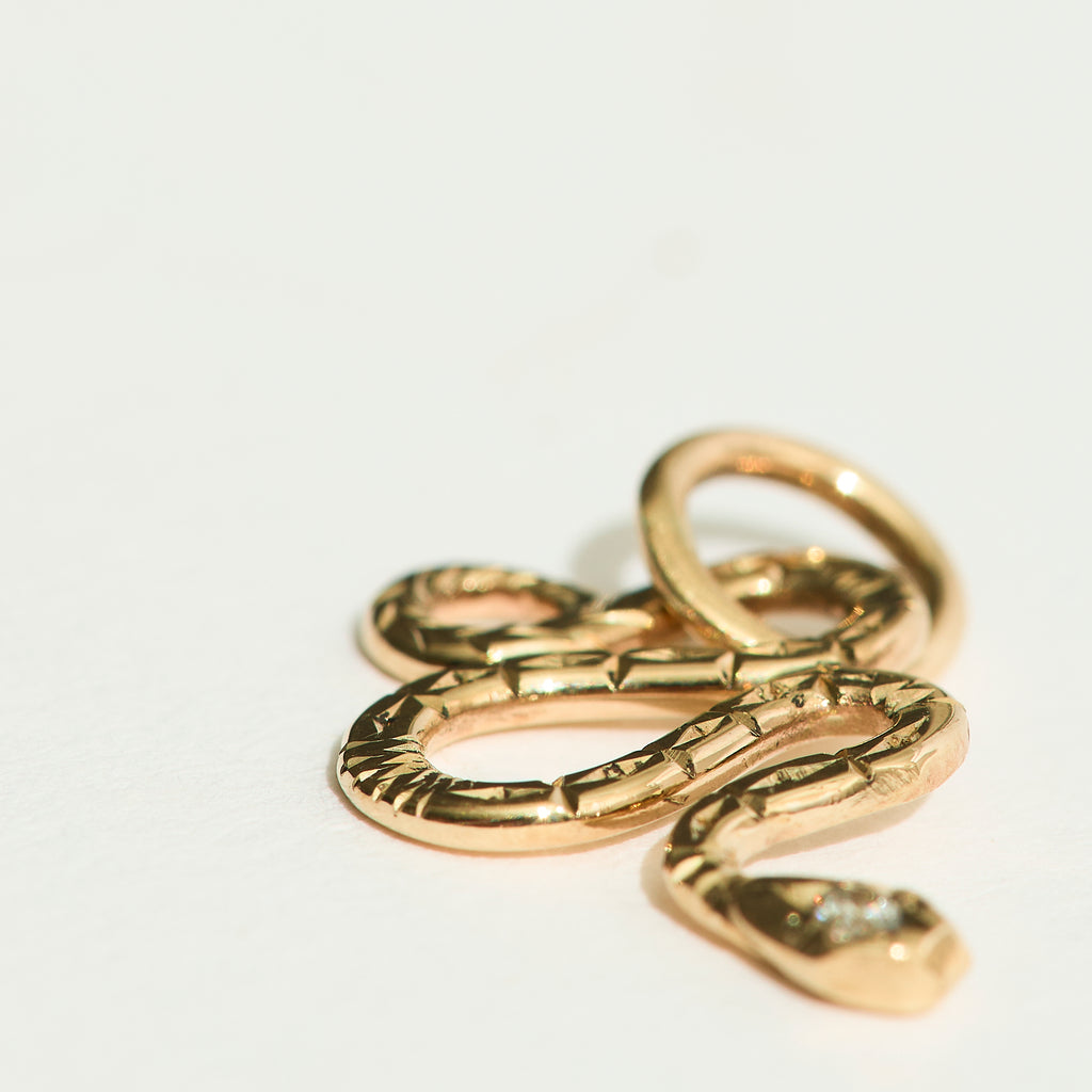 14k Diamond Engraved Snake