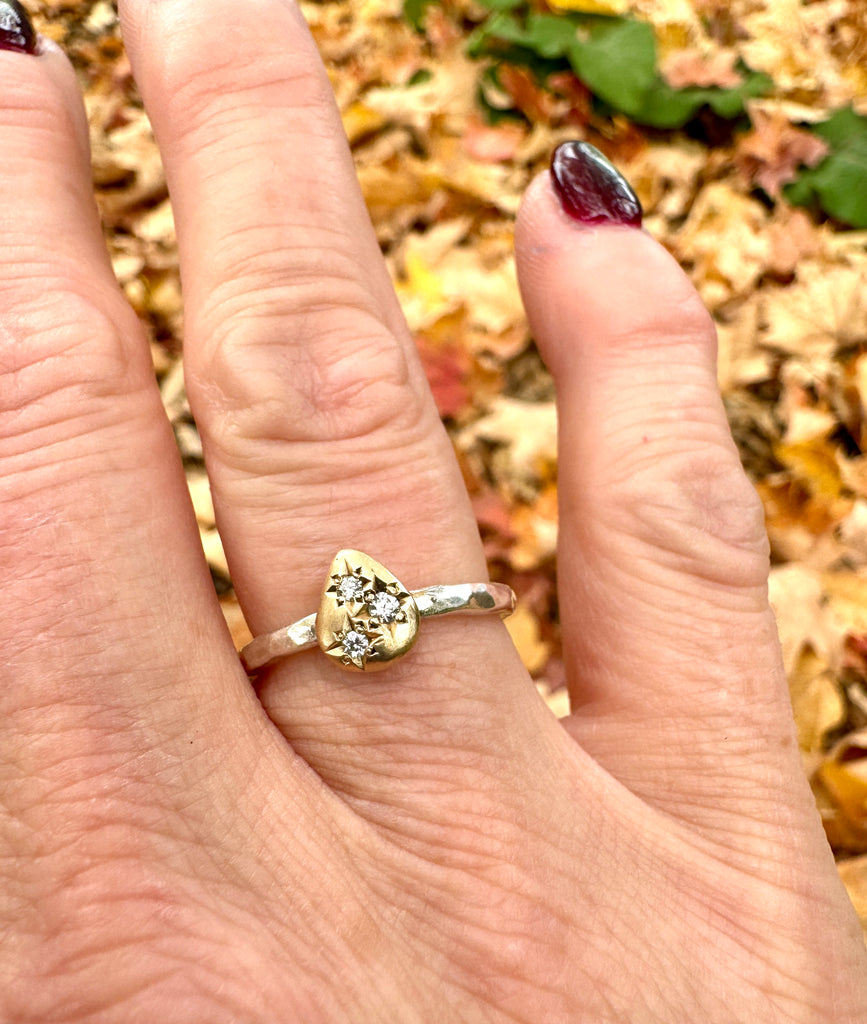 14k Diamond Teardrop Ring