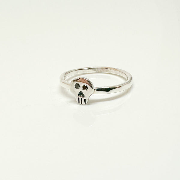 Black Diamond Skull Ring
