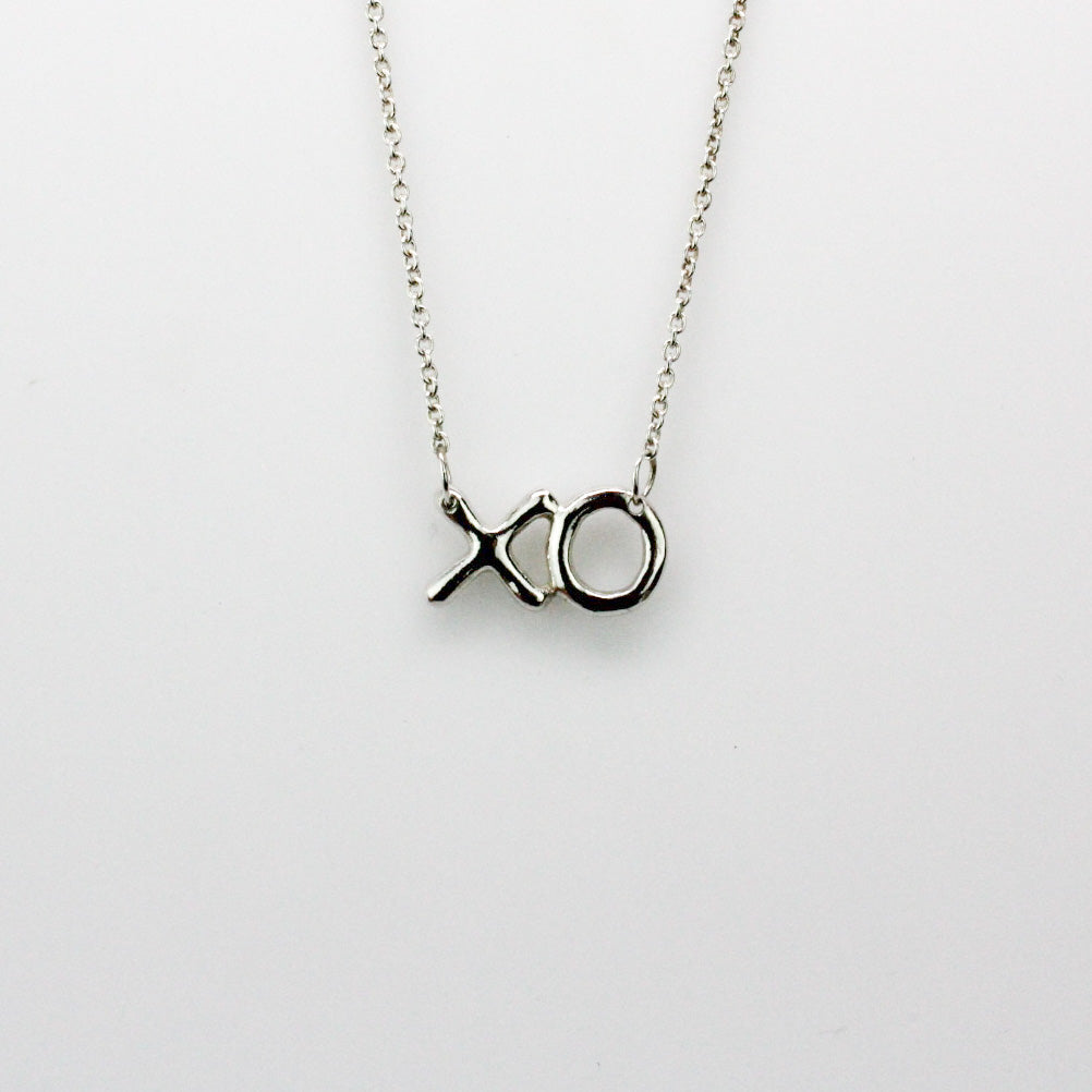“XO” Necklace